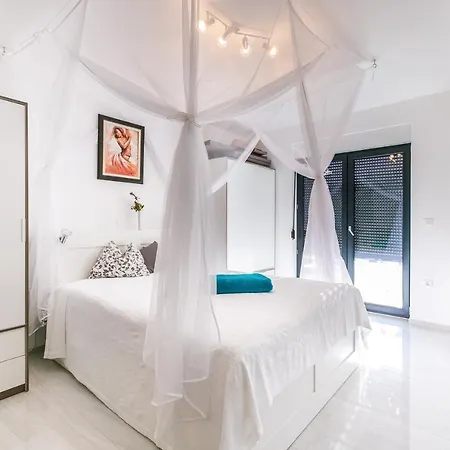 Vizula Sunset D - Antonio & Ulla & Undine