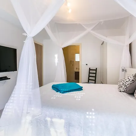 Апартаменты Vizula Sunset D - Antonio & Ulla & Undine *