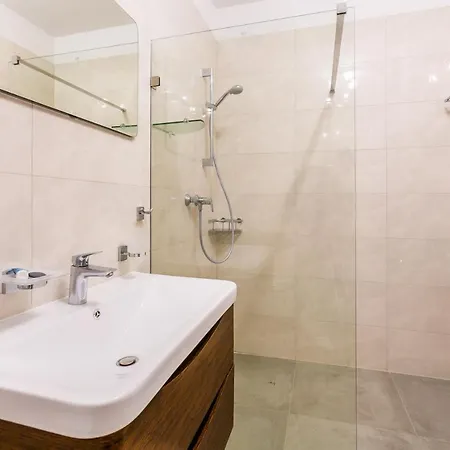 Vizula Sunset D - Antonio & Ulla & Undine *