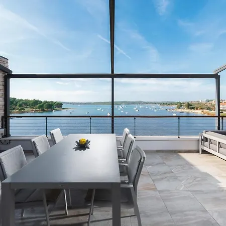 Vizula Sunset D - Antonio & Ulla & Undine *