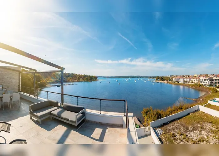 Vizula Sunset D - Antonio & Ulla & Undine Medulin