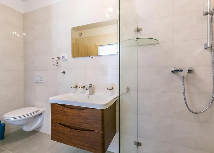 Vizula Sunset D - Antonio & Ulla & Undine