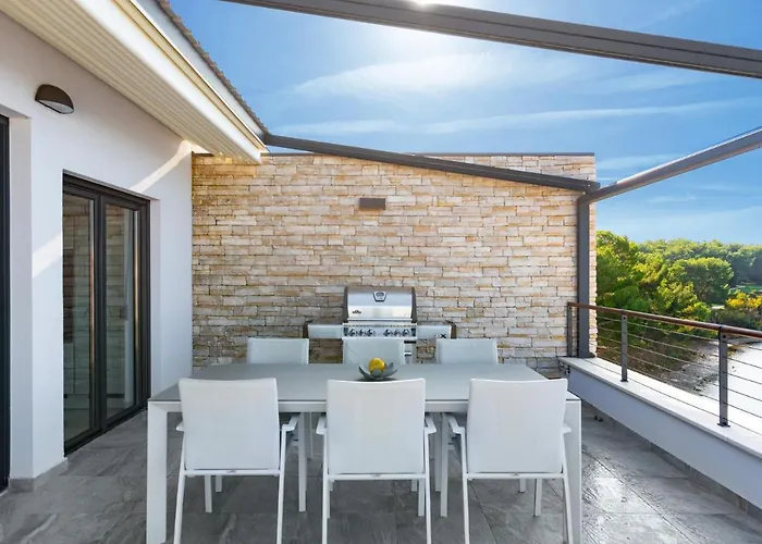 Appartement Vizula Sunset D - Antonio & Ulla & Undine Medulin