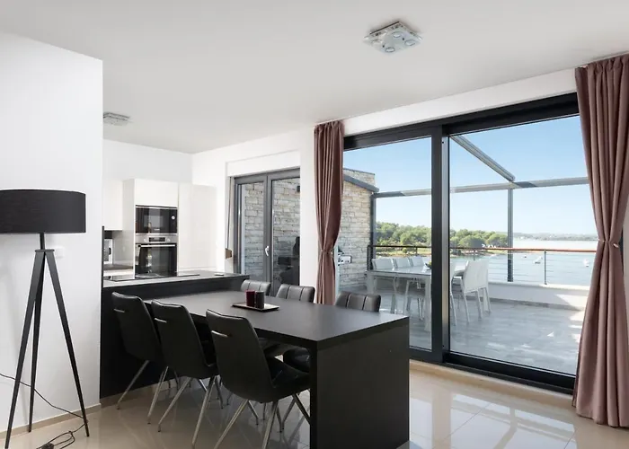 Vizula Sunset D - Antonio & Ulla & Undine * Medulin